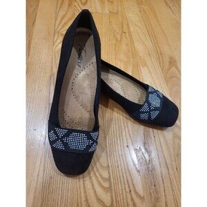 Trotters Women's Sarina Flats, Black Micro/Gem Size 8 M